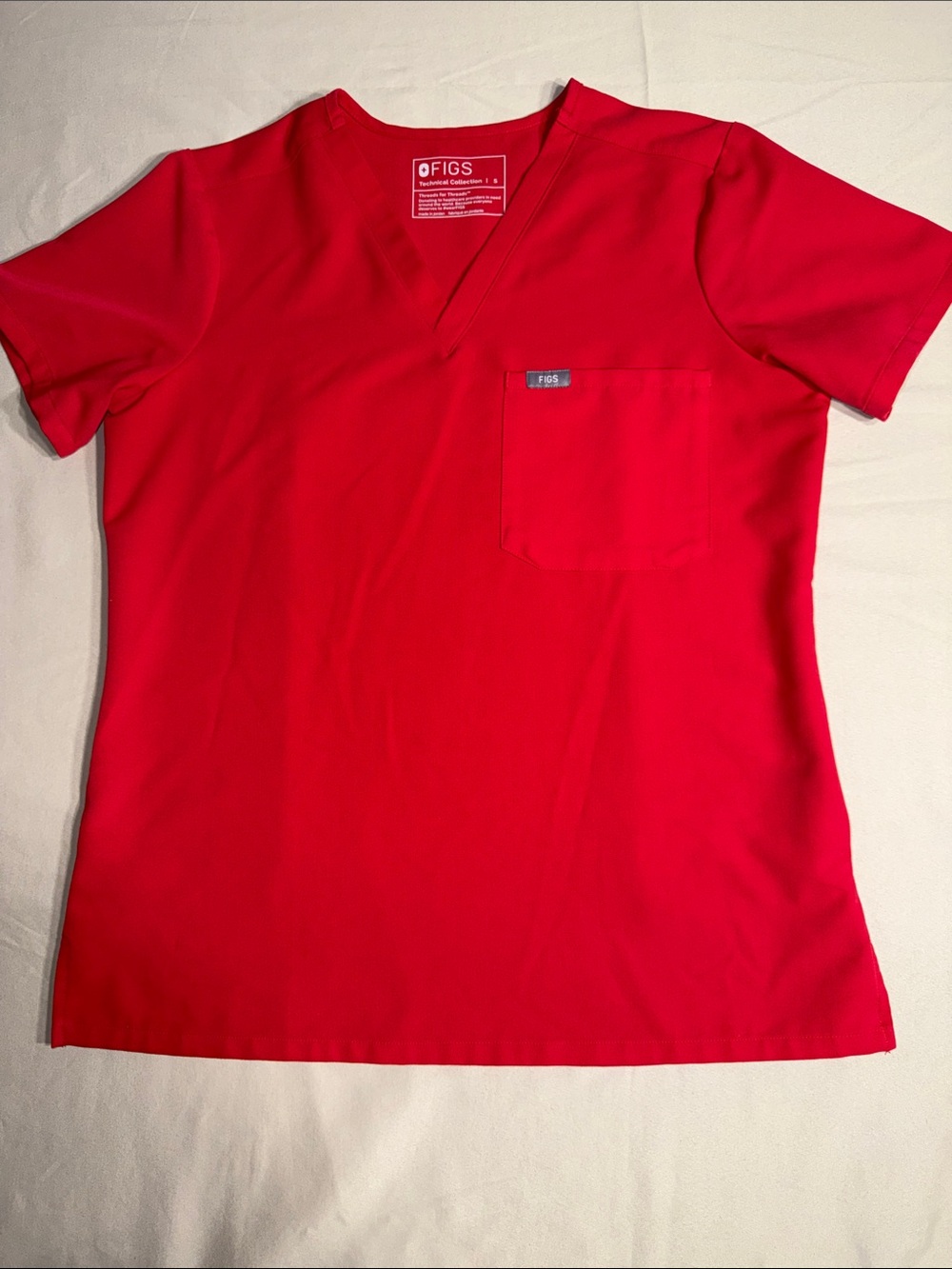 FIGS Catarina One-Pocket Scrub Top Small Pop Red V-Neck